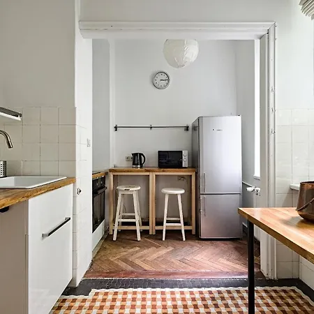 Urban Nest Group - Wilcza 69 شقة