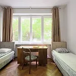 Urban Nest Group - Wilcza 69 *